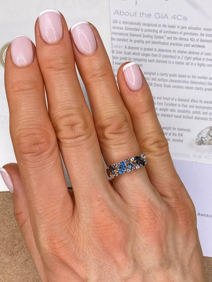 Кольцо из красного золота с топазами (027816)