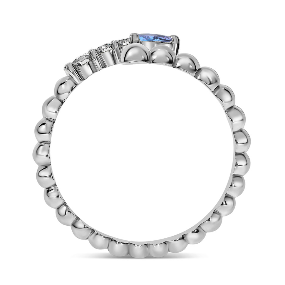 Кольцо из белого золота с бриллиантами и сапфиром (061049)