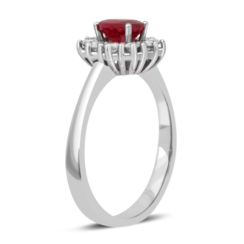 Кольцо из белого золота с бриллиантами и рубином (039784)