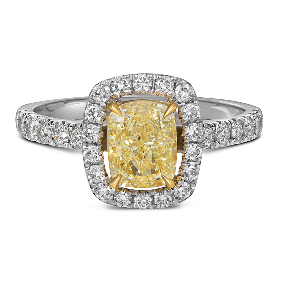 Помолвочное кольцо из белого золота с бриллиантами (053738)