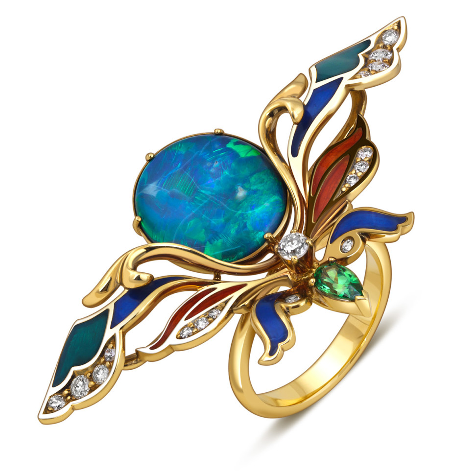 Кольцо из жёлтого золота с бриллиантами, тсаворитами и опалом 