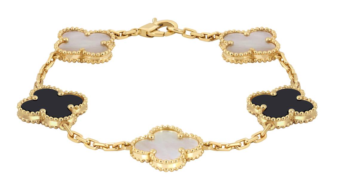 Браслет из жёлтого золота с ониксами и перламутром (057747)