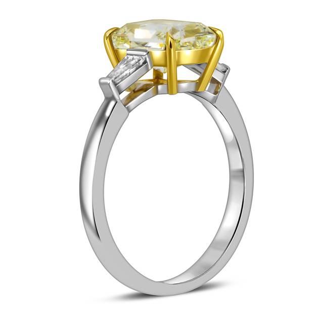 Помолвочное кольцо из белого золота с бриллиантами (059682)