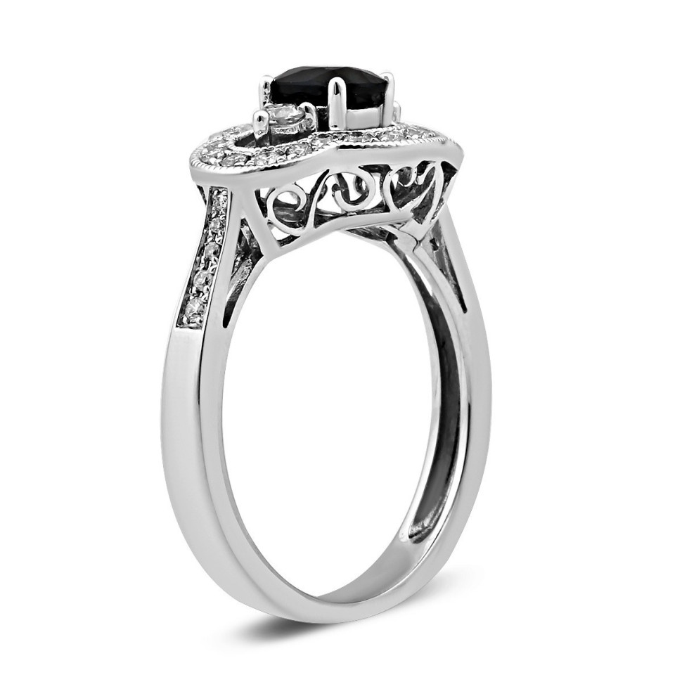 Кольцо из белого золота с бриллиантами и  сапфиром (022152)