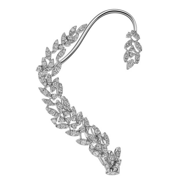 Серьга каффа на правое ухо из белого золота с бриллиантами (062545)