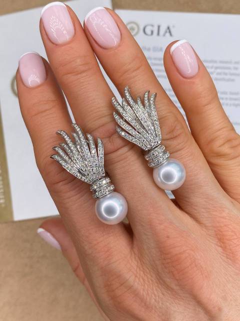 Серьги из белого золота с бриллиантами и жемчугом (009419)