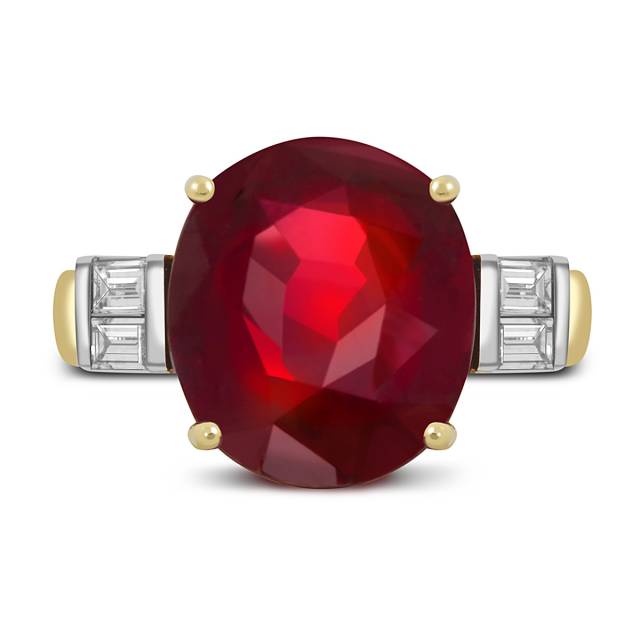 Кольцо из жёлтого золота с бриллиантами и рубином (047625)