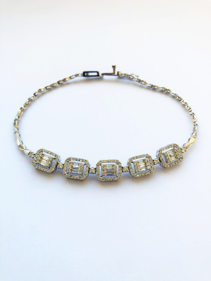 Браслет из белого золота с бриллиантами (051610)