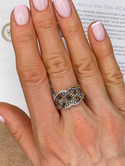 Кольцо из жёлтого золота с бриллиантами и раух-топазами (013662)