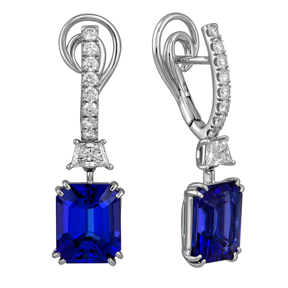 Серьги из белого золота с бриллиантами и танзанитами 