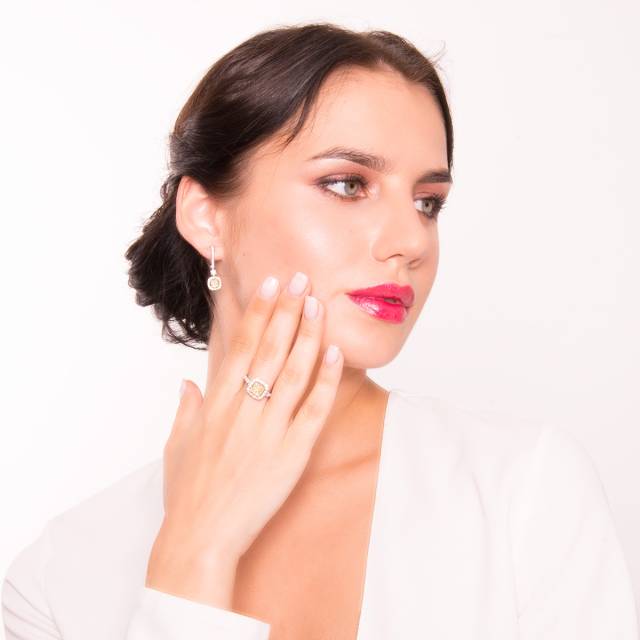 Серьги из белого золота с бриллиантами (045053)