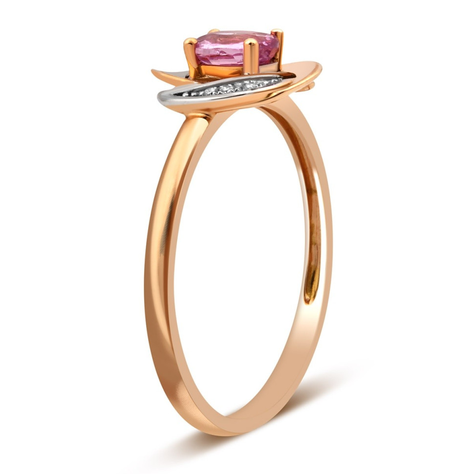 Кольцо из комбинированного золота с бриллиантами и розовым сапфиром (010717)