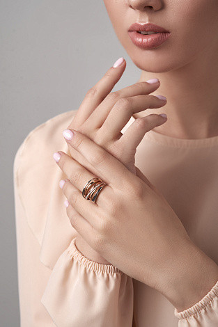 Кольцо из комбинированного золота с бриллиантами (043124)