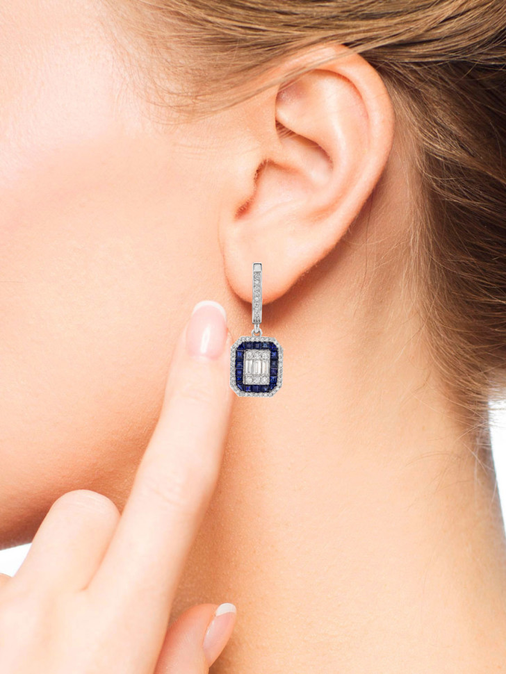 Серьги из белого золота с бриллиантами и сапфирами (052303)