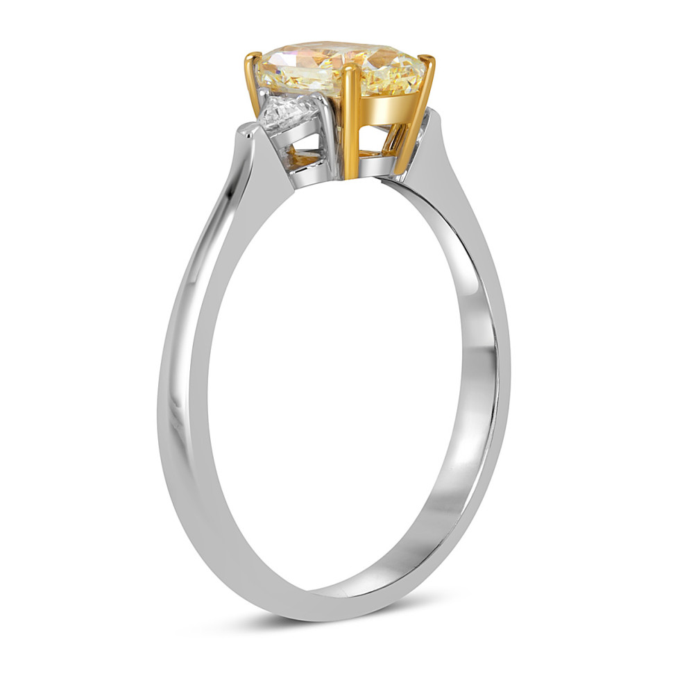 Помолвочное кольцо из белого золота с бриллиантами (052379)