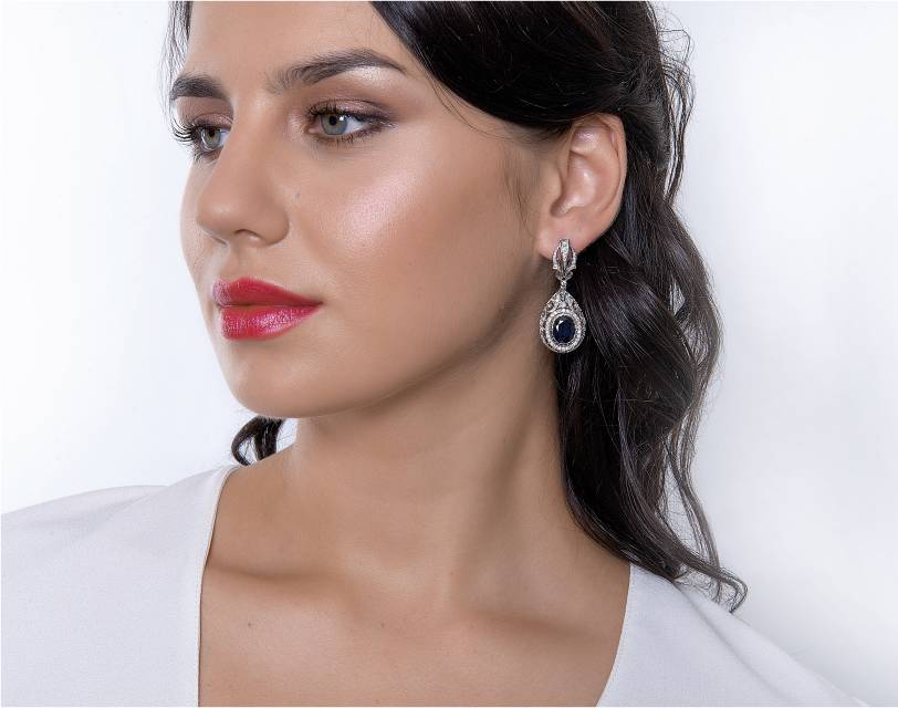 Серьги из белого золота с бриллиантами и сапфирами (042204)