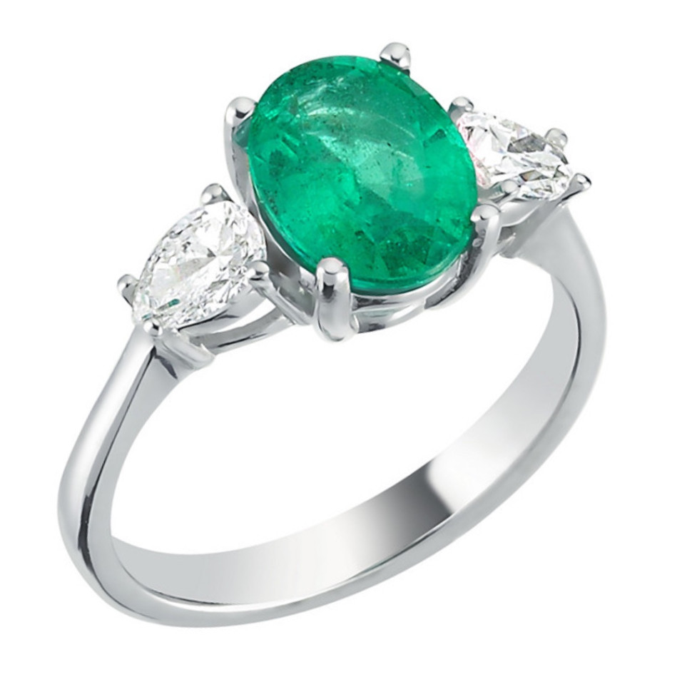 Кольцо из белого золота с бриллиантами и изумрудом (052326)