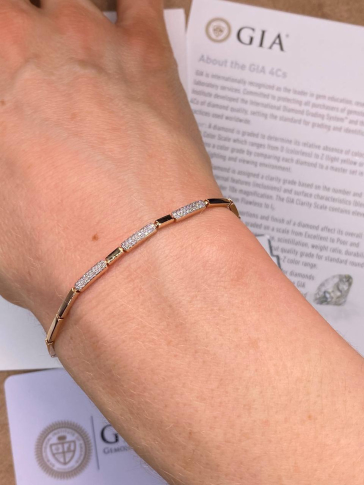 Браслет из красного золота с бриллиантами (051110)